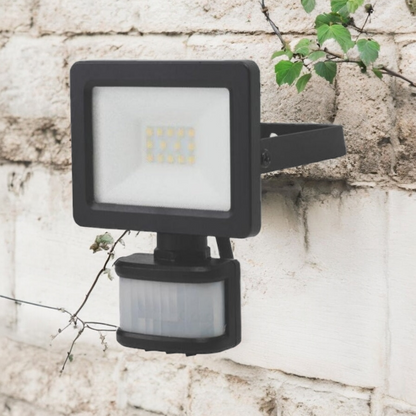 Outdoor Floodlight 10W LED Mains Wired Spotlight